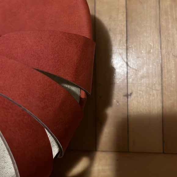 GUESS NEW Dayva platform sandal - Picture 14 of 16